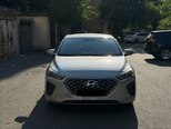 Hyundai IONIQ-1