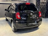 Nissan March-4