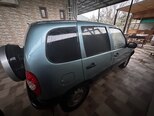 Chevrolet Niva-12