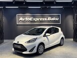 Toyota Aqua-1