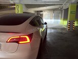 Tesla Model 3-6