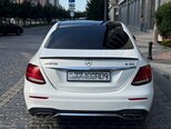 Mercedes E 300-16