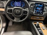 Volvo XC90-11