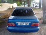 Mercedes E 230-2