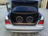 Mercedes E 240-4