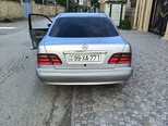 Mercedes E 240-6