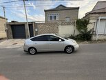 Toyota Prius-2