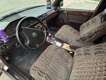 Mercedes 200 E-21