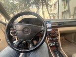 Mercedes E 220-2