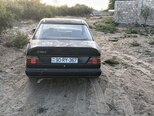 Mercedes 230 E-2