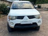 Mitsubishi L200-1