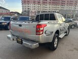 Mitsubishi L200-9
