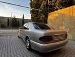 Mercedes E 270-3