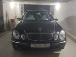 Mercedes E 240-1