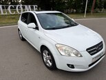 Kia Ceed-12