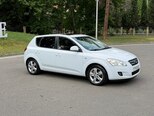 Kia Ceed-16
