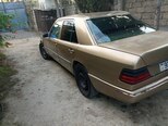Mercedes 230 E-6