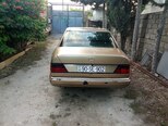 Mercedes 230 E-7