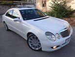 Mercedes E 220-11