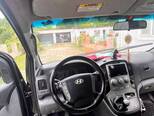 Hyundai H-1-9