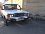LADA (VAZ) 2107-2