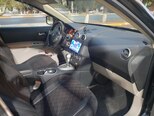 Nissan Rogue-6