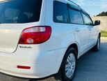 Mitsubishi Airtrek-9