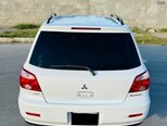 Mitsubishi Airtrek-11