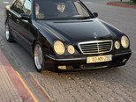 Mercedes E 320-1