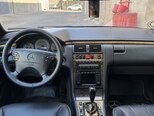 Mercedes E 320-6