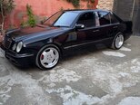 Mercedes E 320-4