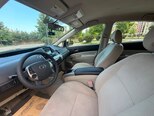 Toyota Prius-11