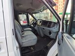 Ford Transit-13