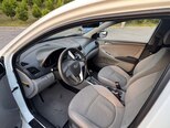 Hyundai Accent-4