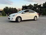 Hyundai Accent-15