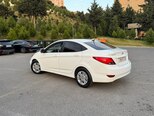 Hyundai Accent-18