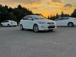 Hyundai Accent-21