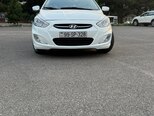 Hyundai Accent-17