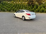 Hyundai Accent-11