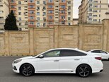 Hyundai Sonata-14