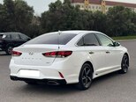Hyundai Sonata-11