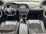 Hyundai Sonata-16