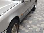 Mercedes 220 E-8