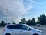 Renault Grand Scenic-4