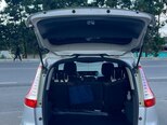 Renault Grand Scenic-7