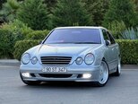Mercedes E 240-2