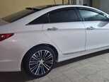 Hyundai Sonata-5