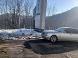 Mercedes E 280-4