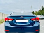 Hyundai Elantra-9