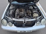 Mercedes E 200-5